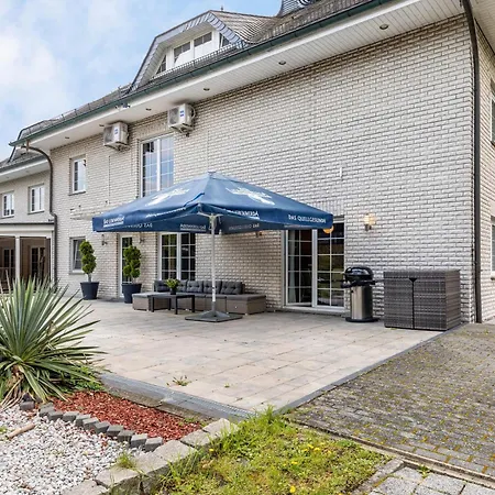 Am Wasser Апартаменты Gross Lindow